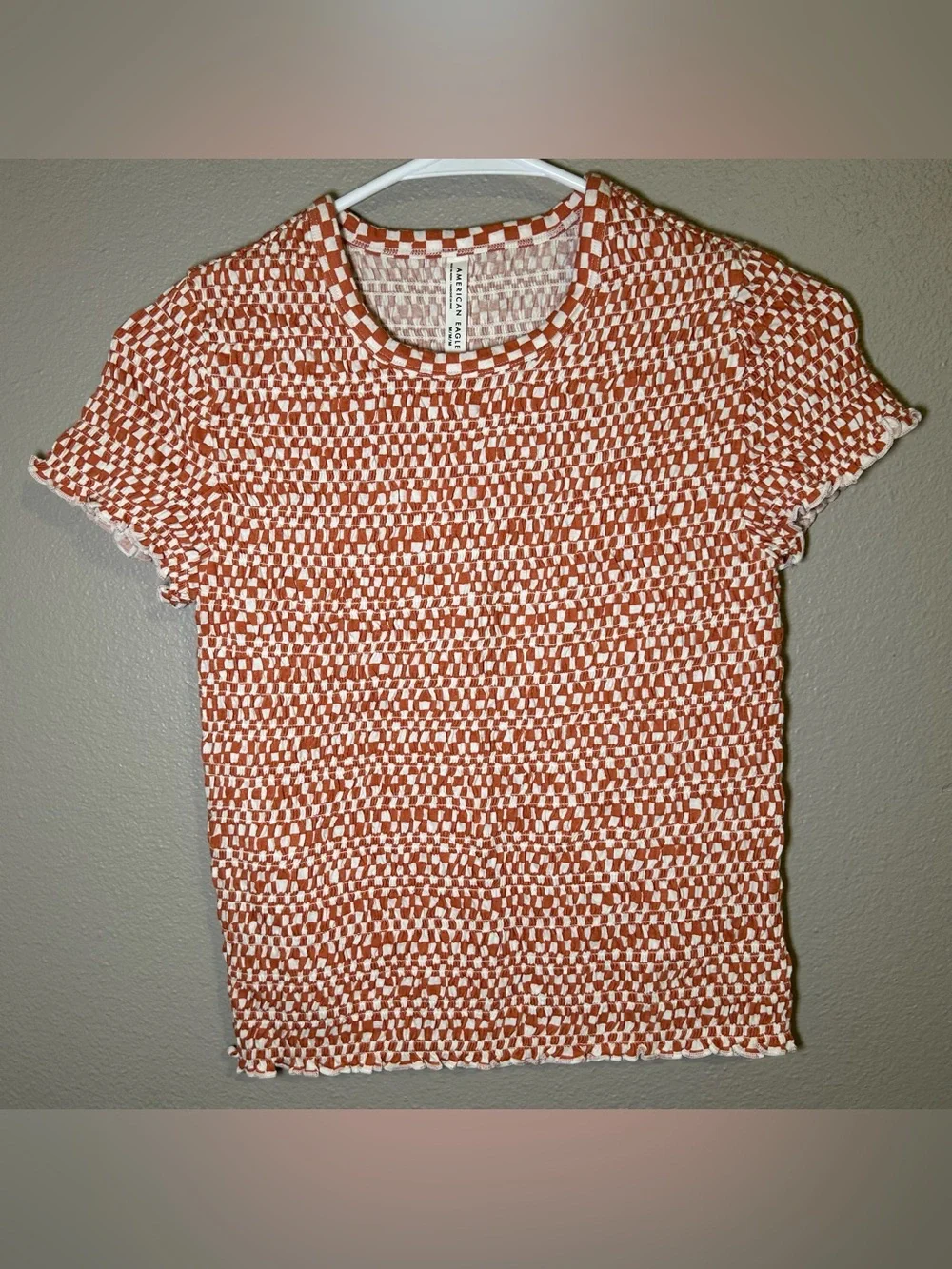 NEW American Eagle Checkered Smocked Short Sleeve T Shirt Women’s Size Medium